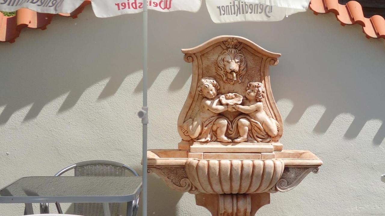 Zur Post 3*
